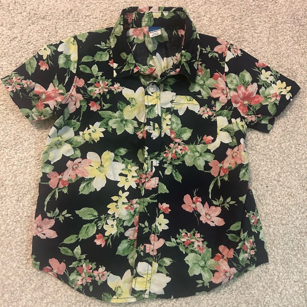 Old Navy Tropical Black and Green Button Down Shirt
